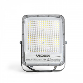 Suure võimsusega tööstuslik LED-prožektor 150W 22 500Lm 5000K IP65 VIDEX VL-F2-1505G – 150W võimsus ja kaitse pingekõikumiste eest