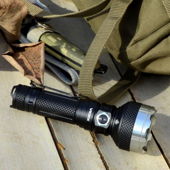 Lukturis LED uzlādējams 4xLuminus SST40, 20W 5500Lm 5000K, Li-ion 21700 4000mAh - iekļauts! (maināms uz 18650), VIDEX VLF-A505C, profesionāls LED lukturis lietošanai ikdienā un ārkārtas situācijās! 